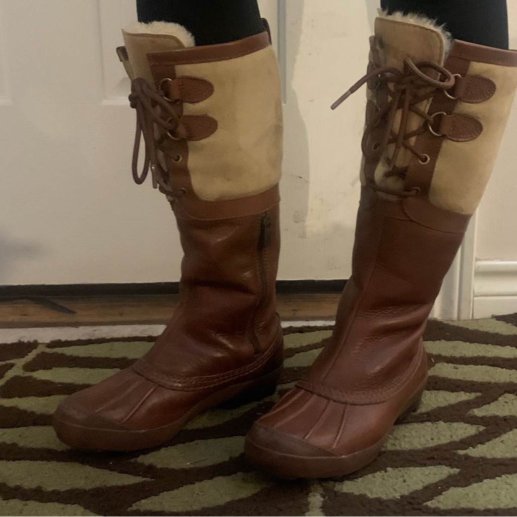 Leather And Sheepskin Ugg Boots